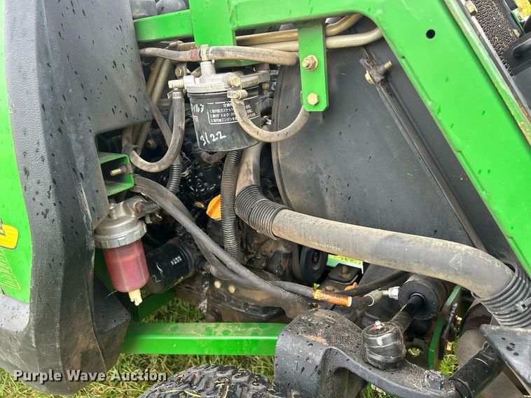 image for item MO9042 John Deere 1565  lawn mower