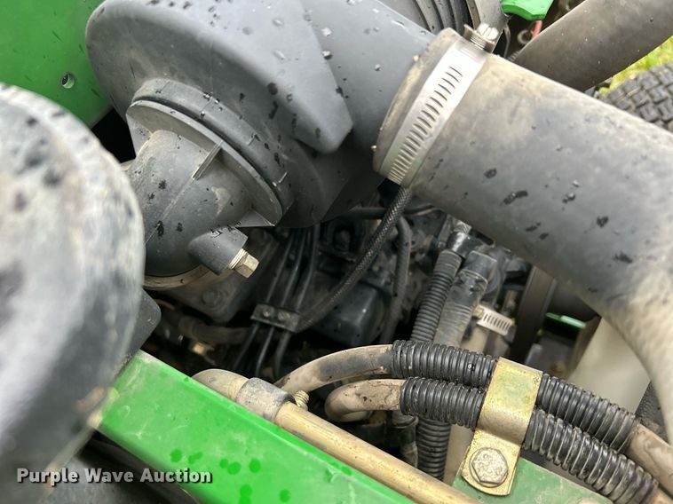 image for item MO9042 John Deere 1565  lawn mower