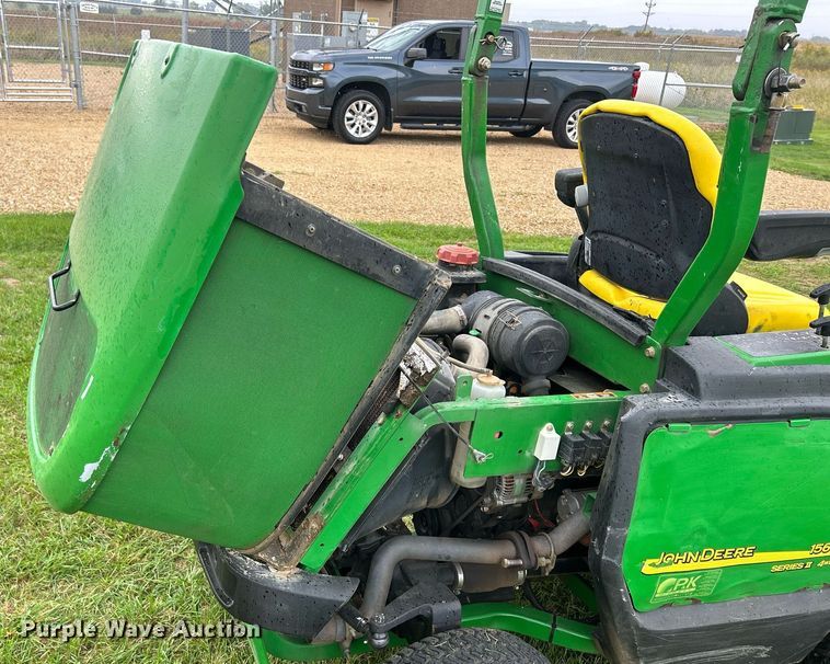 image for item MO9042 John Deere 1565  lawn mower
