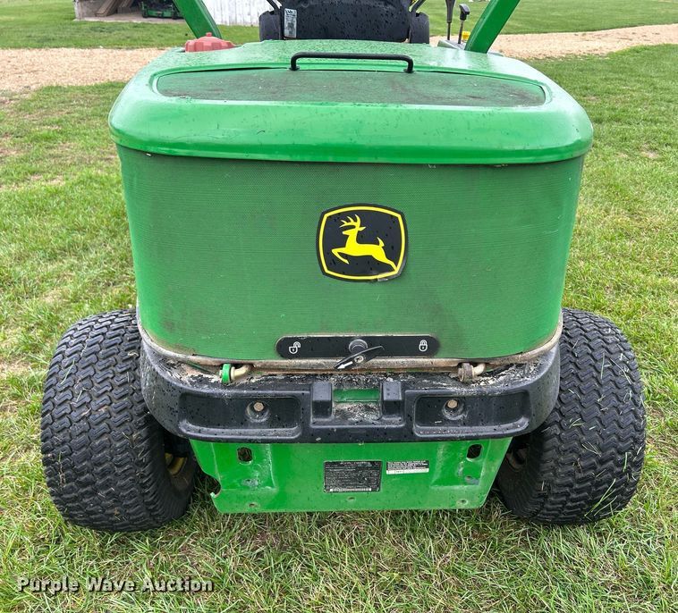 image for item MO9042 John Deere 1565  lawn mower