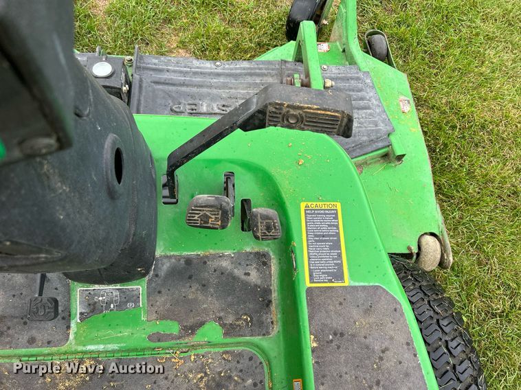image for item MO9042 John Deere 1565  lawn mower