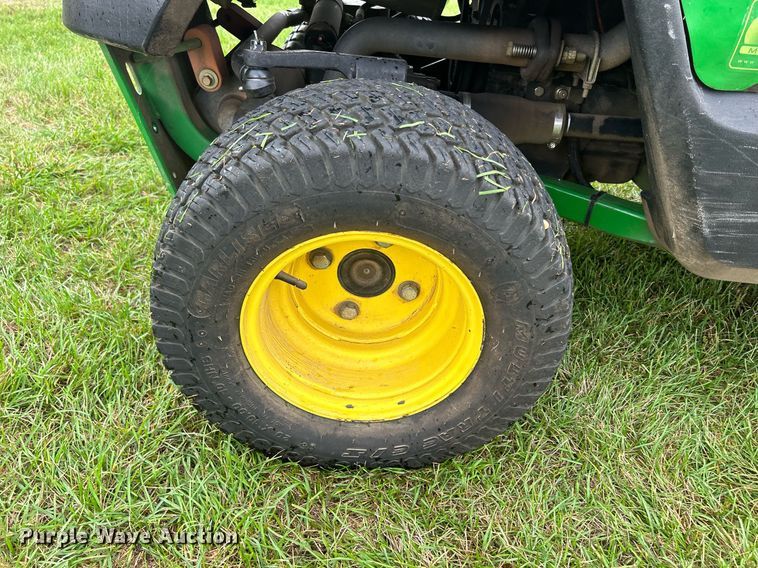 image for item MO9042 John Deere 1565  lawn mower