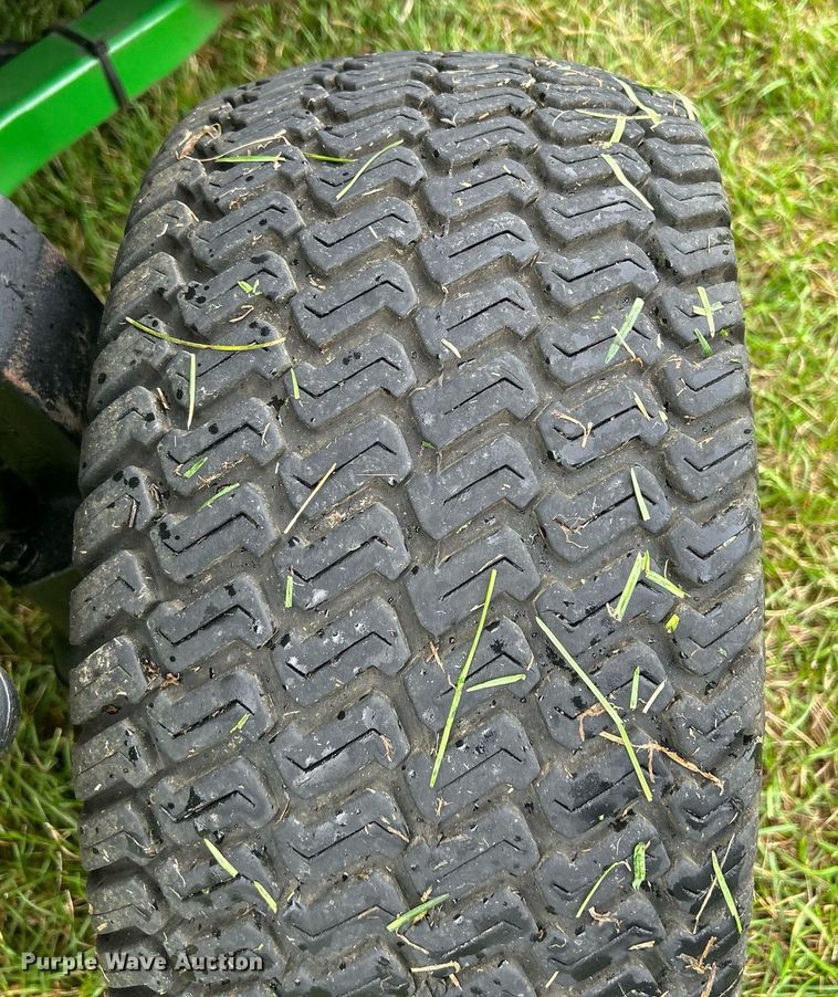 image for item MO9042 John Deere 1565  lawn mower