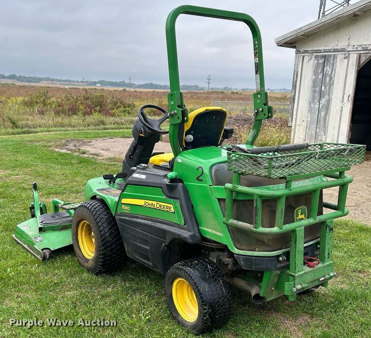 image for item MO9043 2016 John Deere 1580  lawn mower