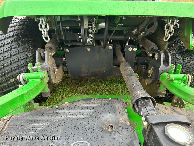 image for item MO9043 2016 John Deere 1580  lawn mower