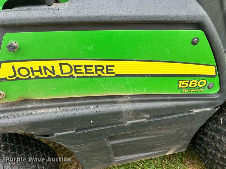 image for item MO9043 2016 John Deere 1580  lawn mower