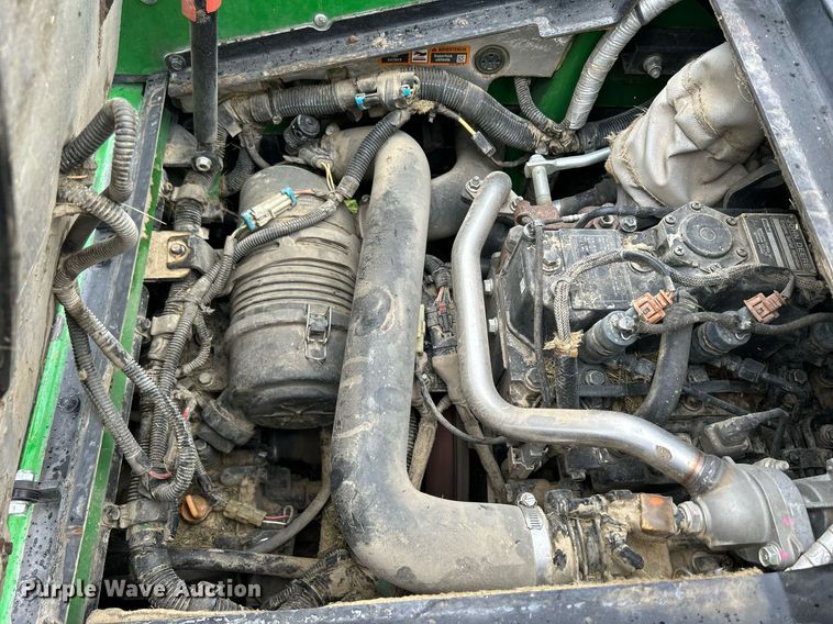 image for item MO9043 2016 John Deere 1580  lawn mower