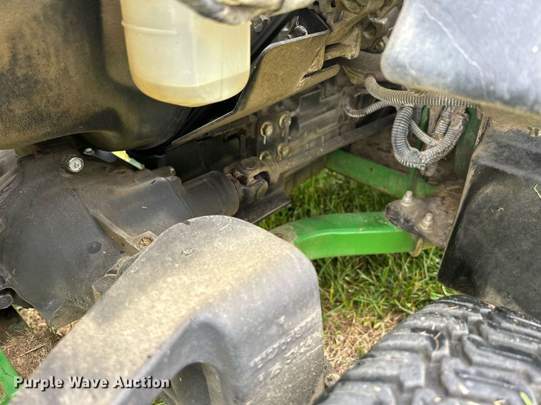 image for item MO9043 2016 John Deere 1580  lawn mower