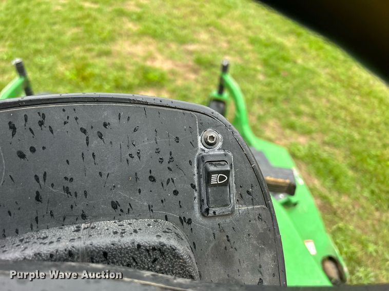 image for item MO9043 2016 John Deere 1580  lawn mower