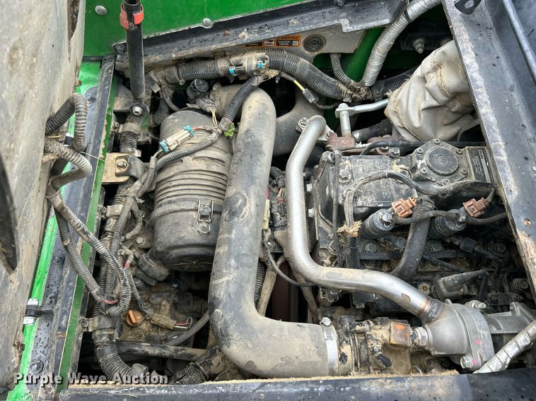 image for item MO9043 2016 John Deere 1580  lawn mower