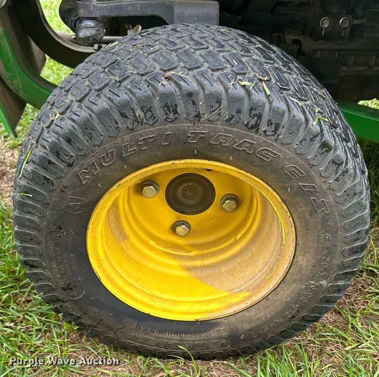 image for item MO9043 2016 John Deere 1580  lawn mower