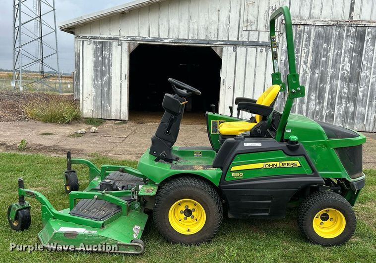 image for item MO9044 John Deere 1580  lawn mower
