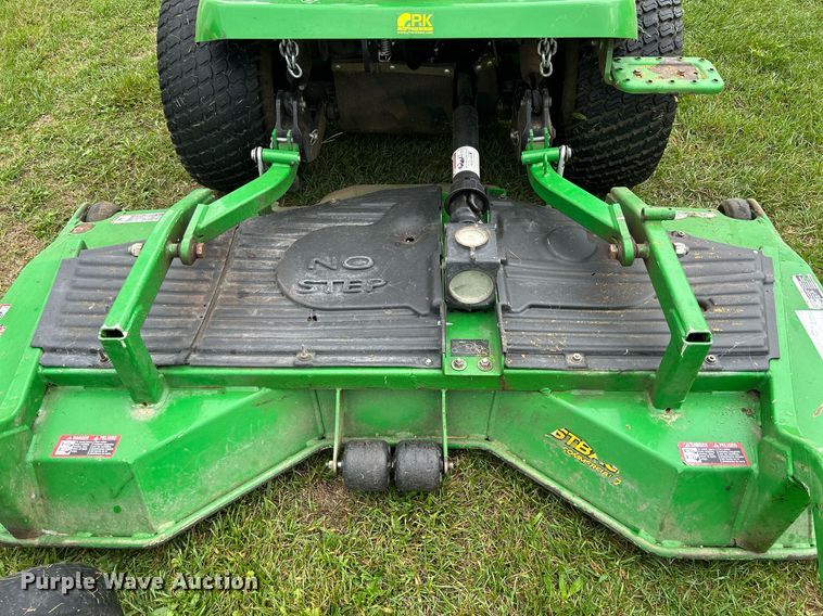 image for item MO9044 John Deere 1580  lawn mower