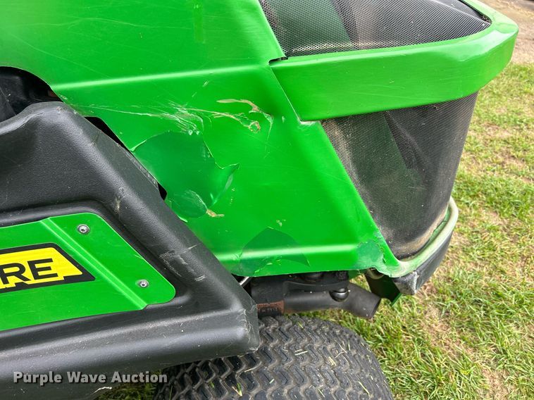 image for item MO9044 John Deere 1580  lawn mower