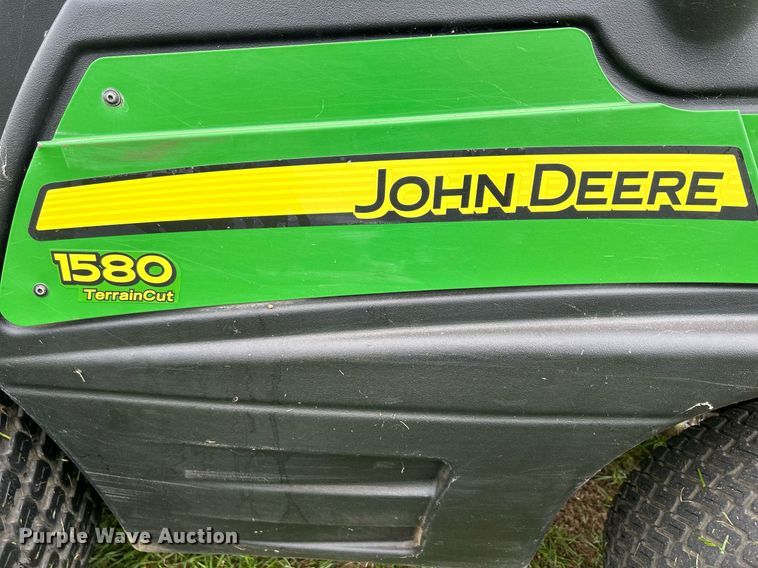 image for item MO9044 John Deere 1580  lawn mower