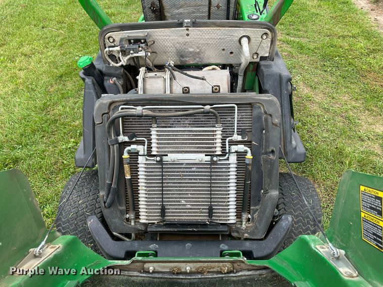 image for item MO9044 John Deere 1580  lawn mower