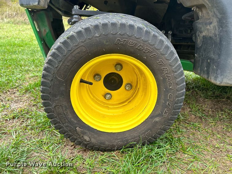 image for item MO9044 John Deere 1580  lawn mower