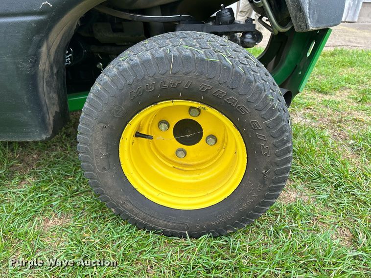 image for item MO9044 John Deere 1580  lawn mower