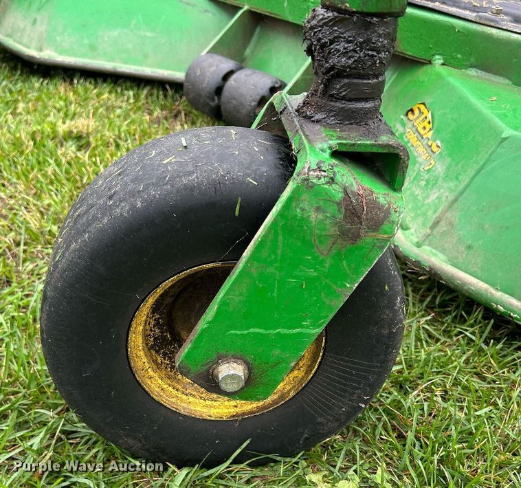 image for item MO9044 John Deere 1580  lawn mower