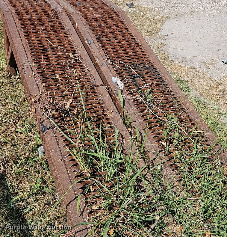 image for item MP9412 Loading ramps