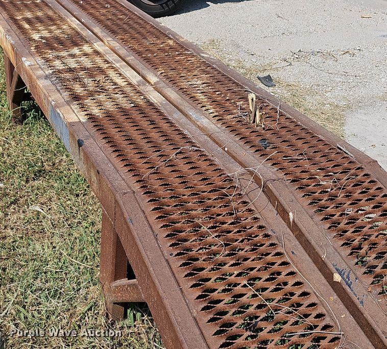 image for item MP9412 Loading ramps