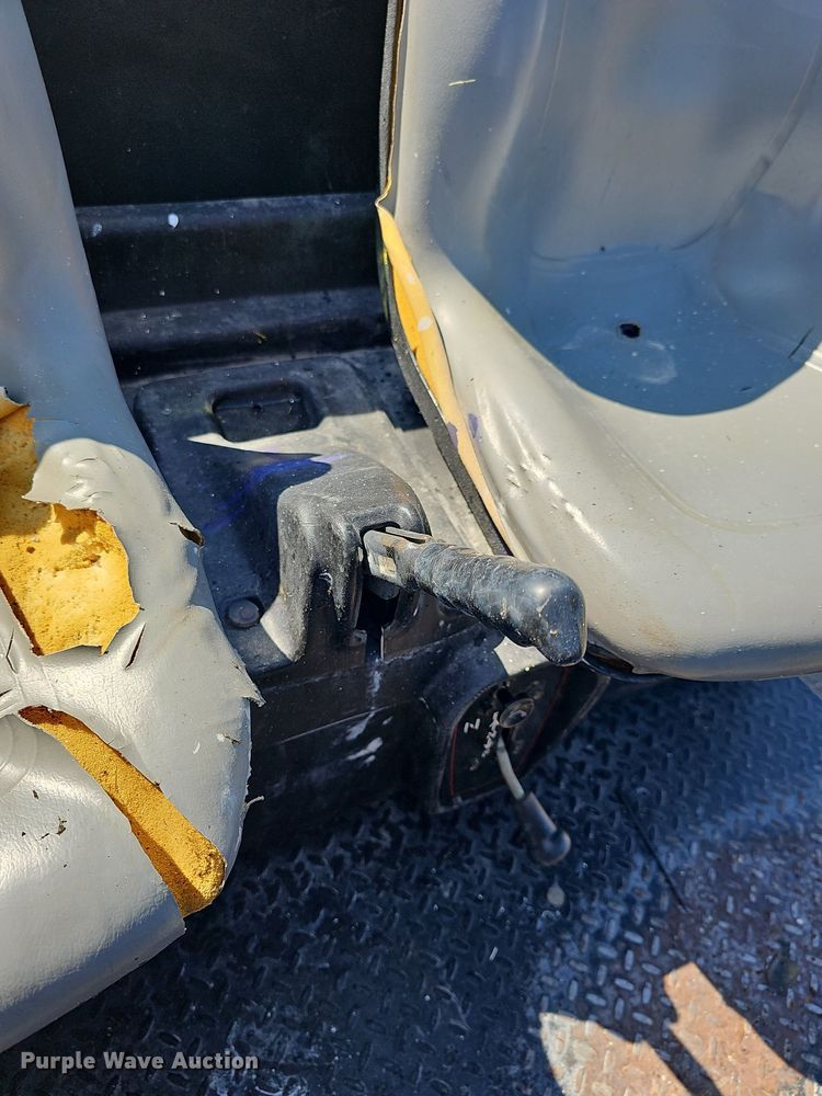 image for item MP9508 2010 Toro Workman MDX  utility vehicle