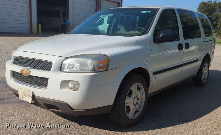 image for item MX9389 2008 Chevrolet Uplander  van