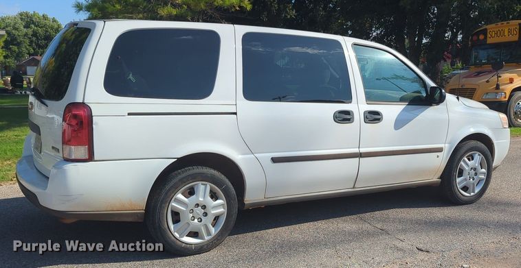 image for item MX9389 2008 Chevrolet Uplander  van