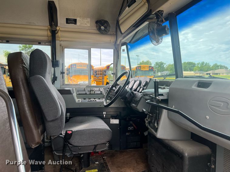 image for item NA9098 2007 Blue Bird  school bus