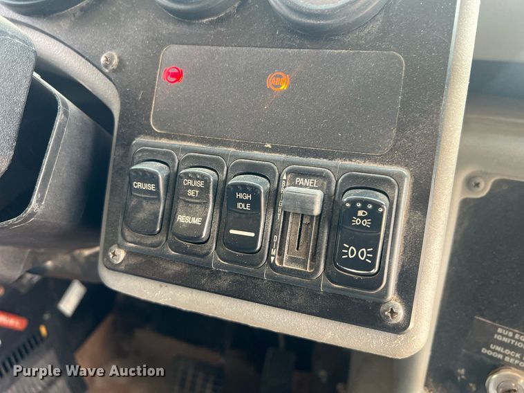 image for item NA9098 2007 Blue Bird  school bus