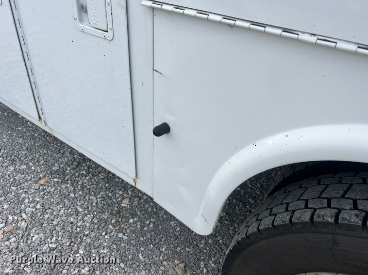 image for item NA9171 2006  Ford F450 Super Duty XL  utility / service truck