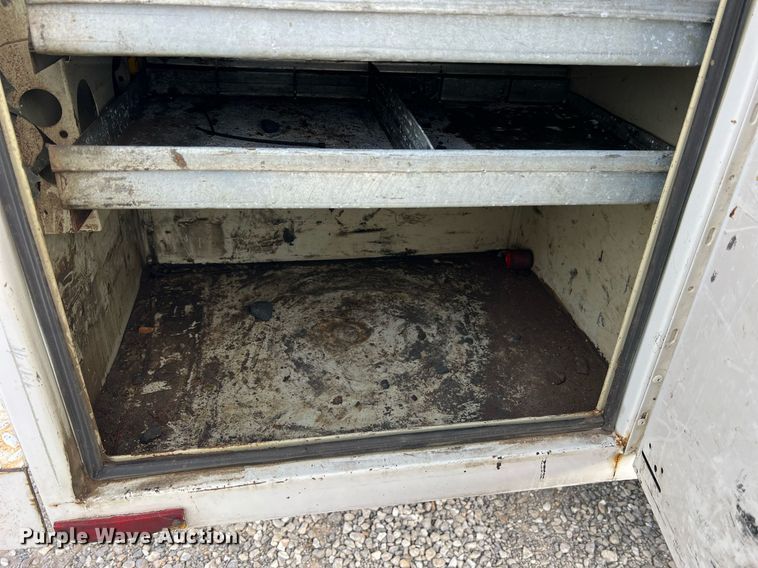 image for item NA9171 2006  Ford F450 Super Duty XL  utility / service truck