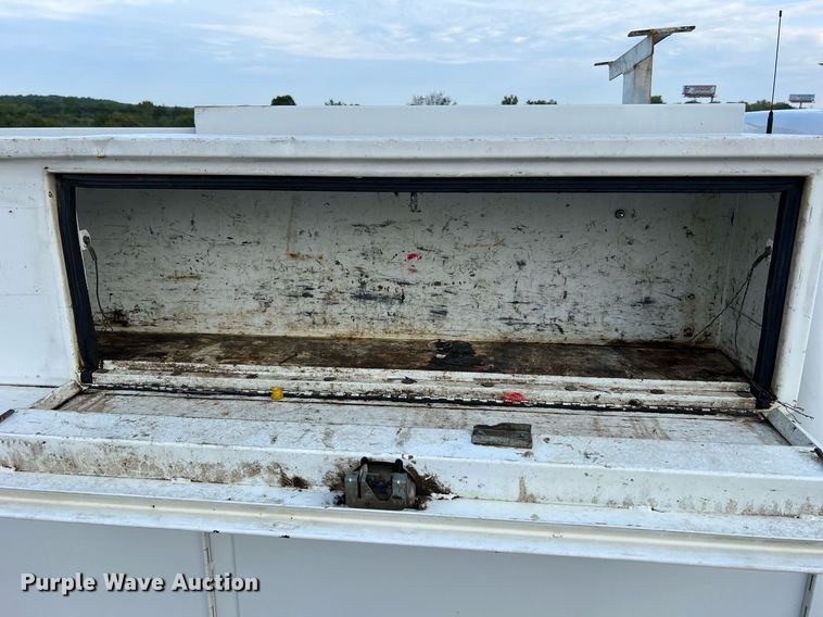 image for item NA9171 2006  Ford F450 Super Duty XL  utility / service truck