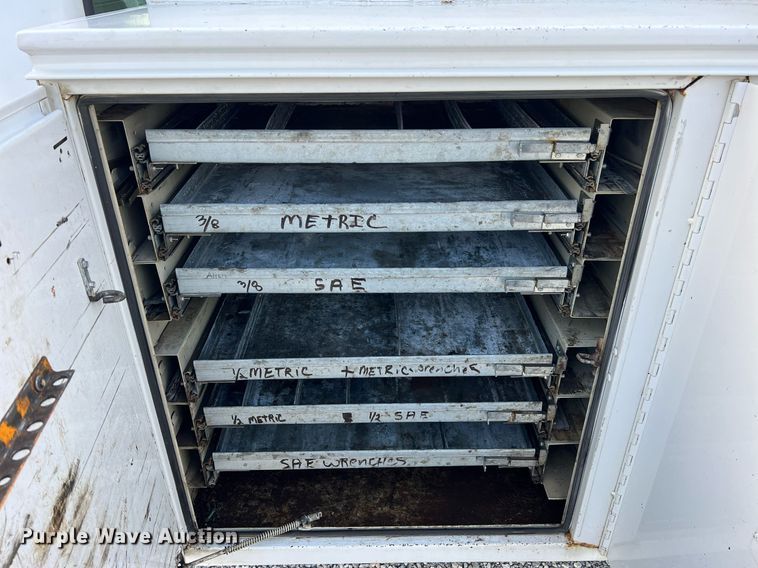 image for item NA9171 2006  Ford F450 Super Duty XL  utility / service truck