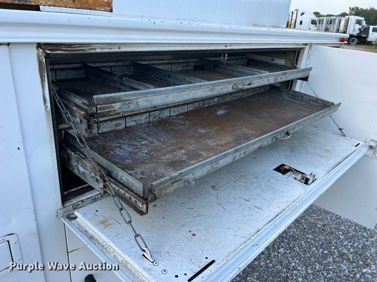 image for item NA9171 2006  Ford F450 Super Duty XL  utility / service truck