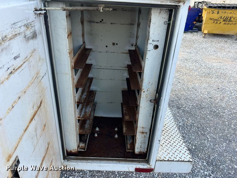 image for item NA9171 2006  Ford F450 Super Duty XL  utility / service truck