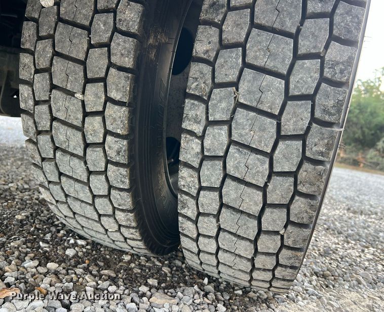 image for item NA9171 2006  Ford F450 Super Duty XL  utility / service truck