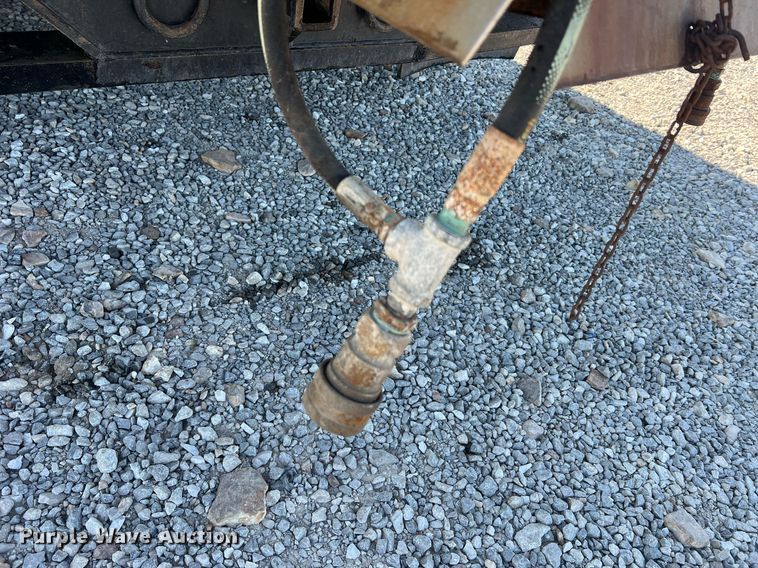 image for item NA9187 2010 Dodge Ram 5500HD  dump flatbed truck