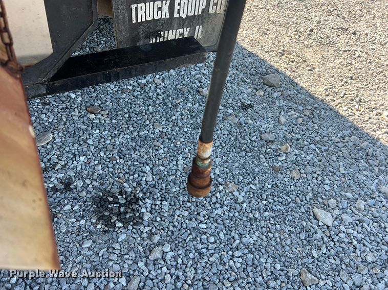 image for item NA9187 2010 Dodge Ram 5500HD  dump flatbed truck