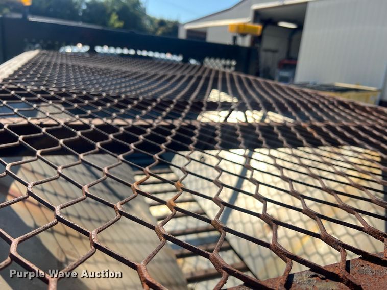 image for item NA9187 2010 Dodge Ram 5500HD  dump flatbed truck