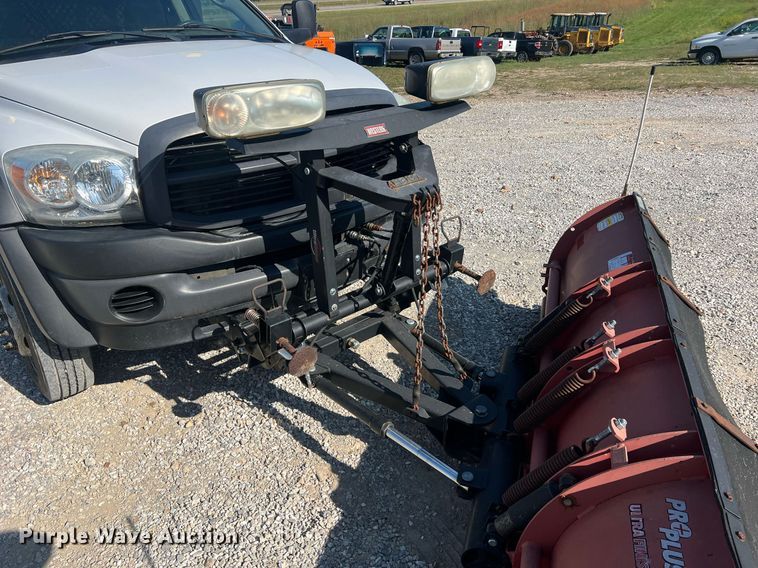 image for item NA9187 2010 Dodge Ram 5500HD  dump flatbed truck