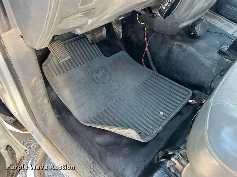 image for item NA9187 2010 Dodge Ram 5500HD  dump flatbed truck