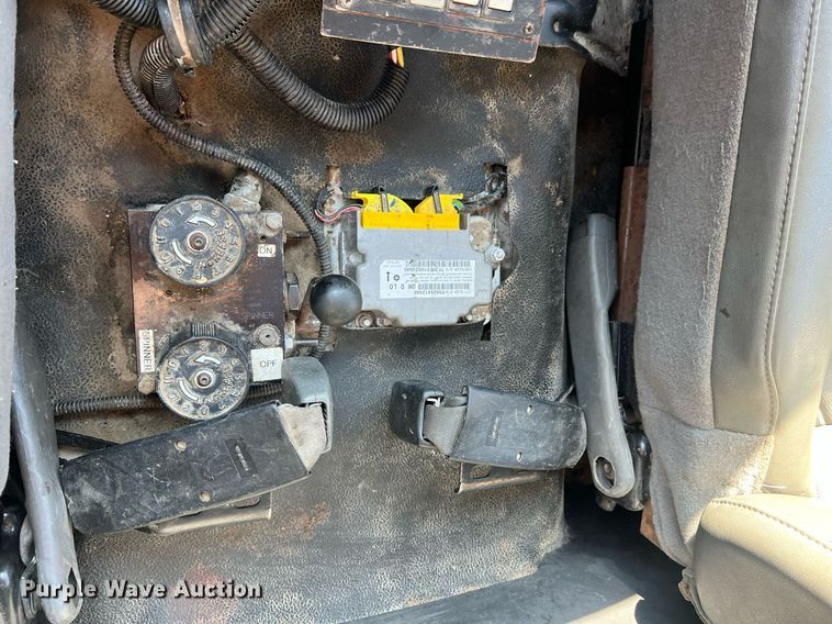 image for item NA9187 2010 Dodge Ram 5500HD  dump flatbed truck