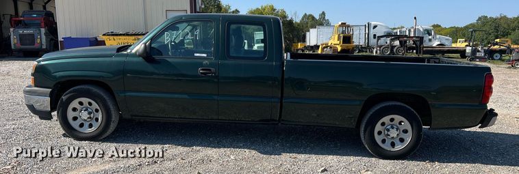 image for item NA9188 2006 Chevrolet Silverado 1500  Ext. Cab pickup truck