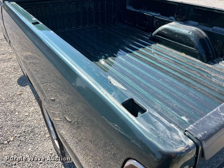 image for item NA9188 2006 Chevrolet Silverado 1500  Ext. Cab pickup truck