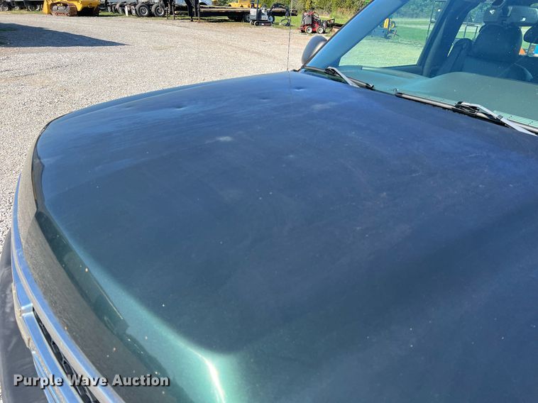 image for item NA9188 2006 Chevrolet Silverado 1500  Ext. Cab pickup truck