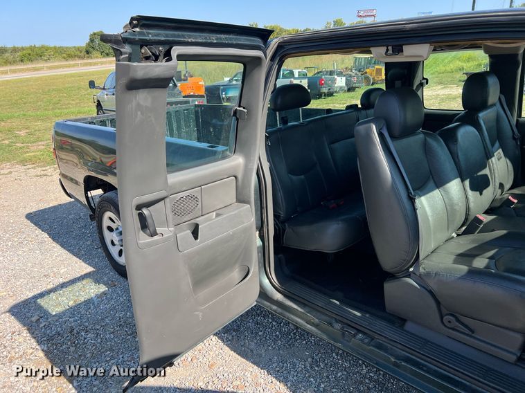 image for item NA9188 2006 Chevrolet Silverado 1500  Ext. Cab pickup truck