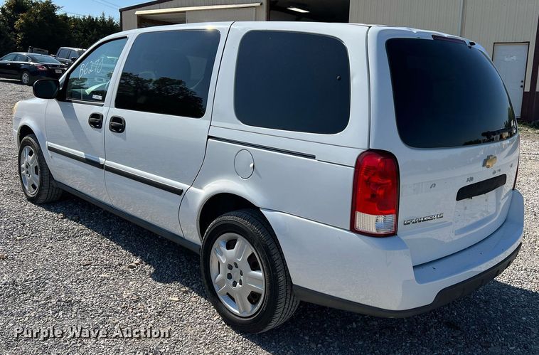 image for item NA9189 2007 Chevrolet Uplander LS  van