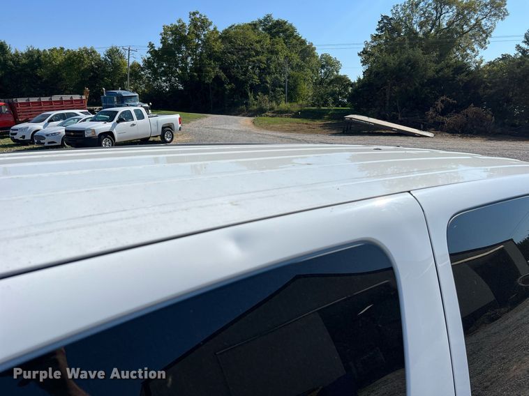 image for item NA9189 2007 Chevrolet Uplander LS  van