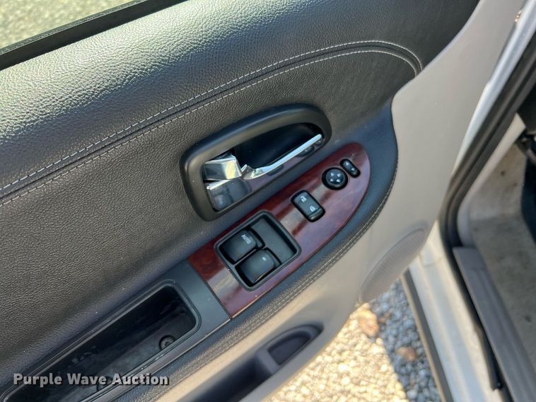 image for item NA9189 2007 Chevrolet Uplander LS  van